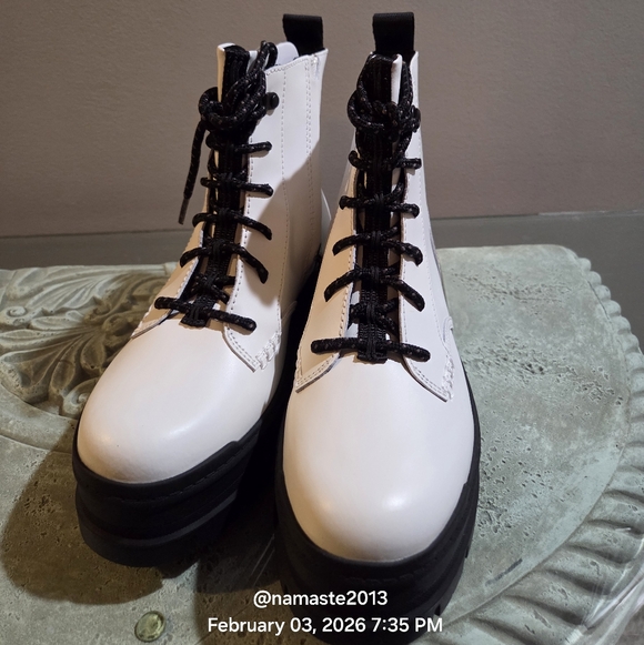 Ugg Sidnee Waterproof Boots Leather Designer Winter Platform Grunge #12 - Picture 6 of 15